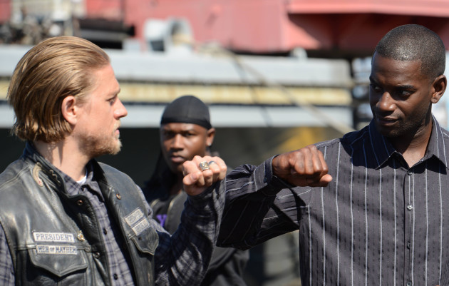 Sons Of Anarchy Season 7 Episode 3 Review: Playing With Monsters - TV ...