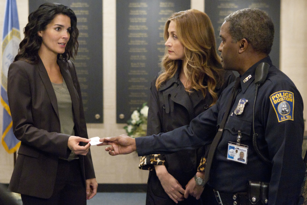 Watch Rizzoli Isles Season 2 Episode 1 Online TV Fanatic